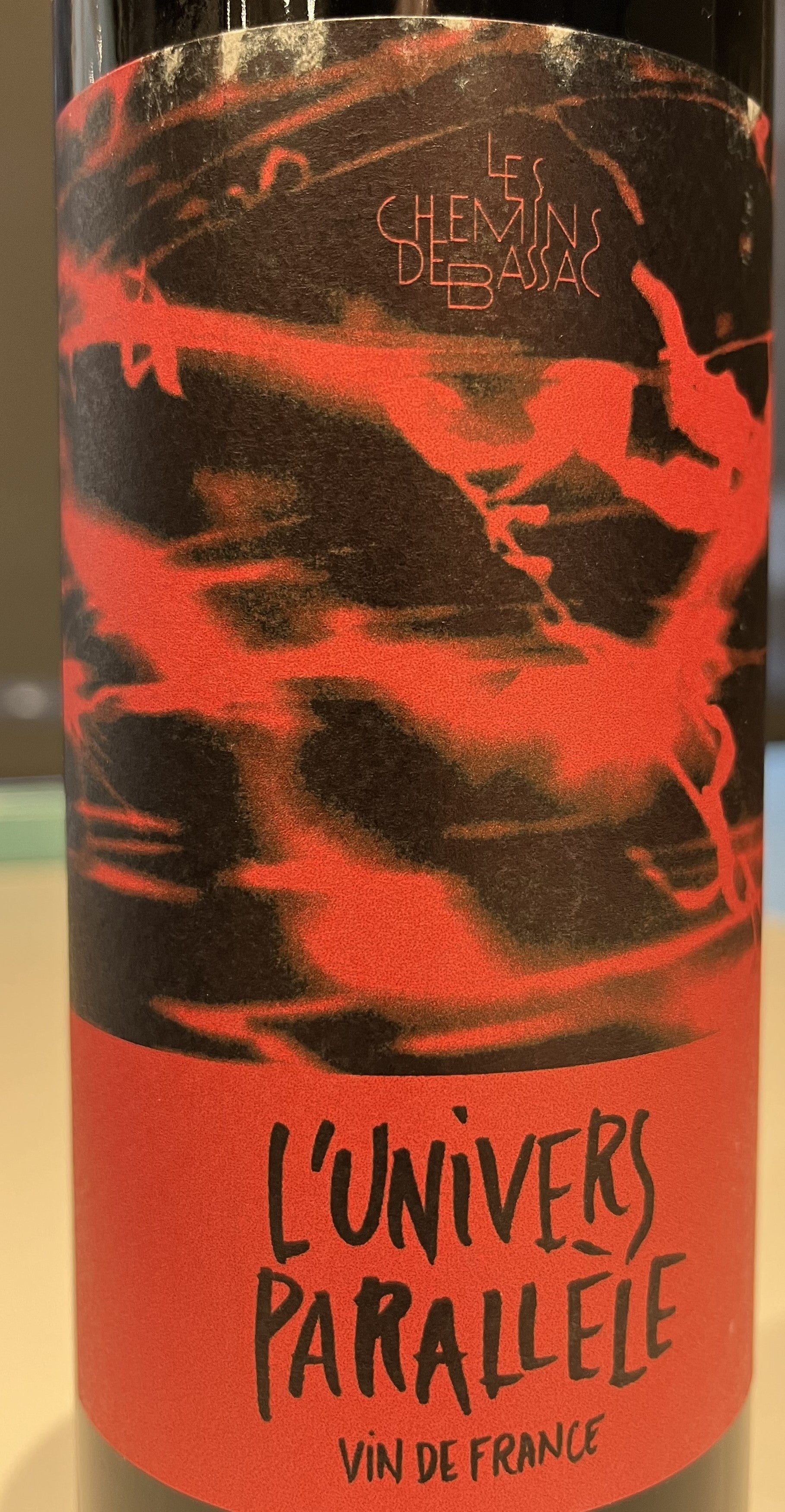 Les Chemins de Bassac 'L'Univers Parallele' Red Blend Wine - A Delightful French Blend
