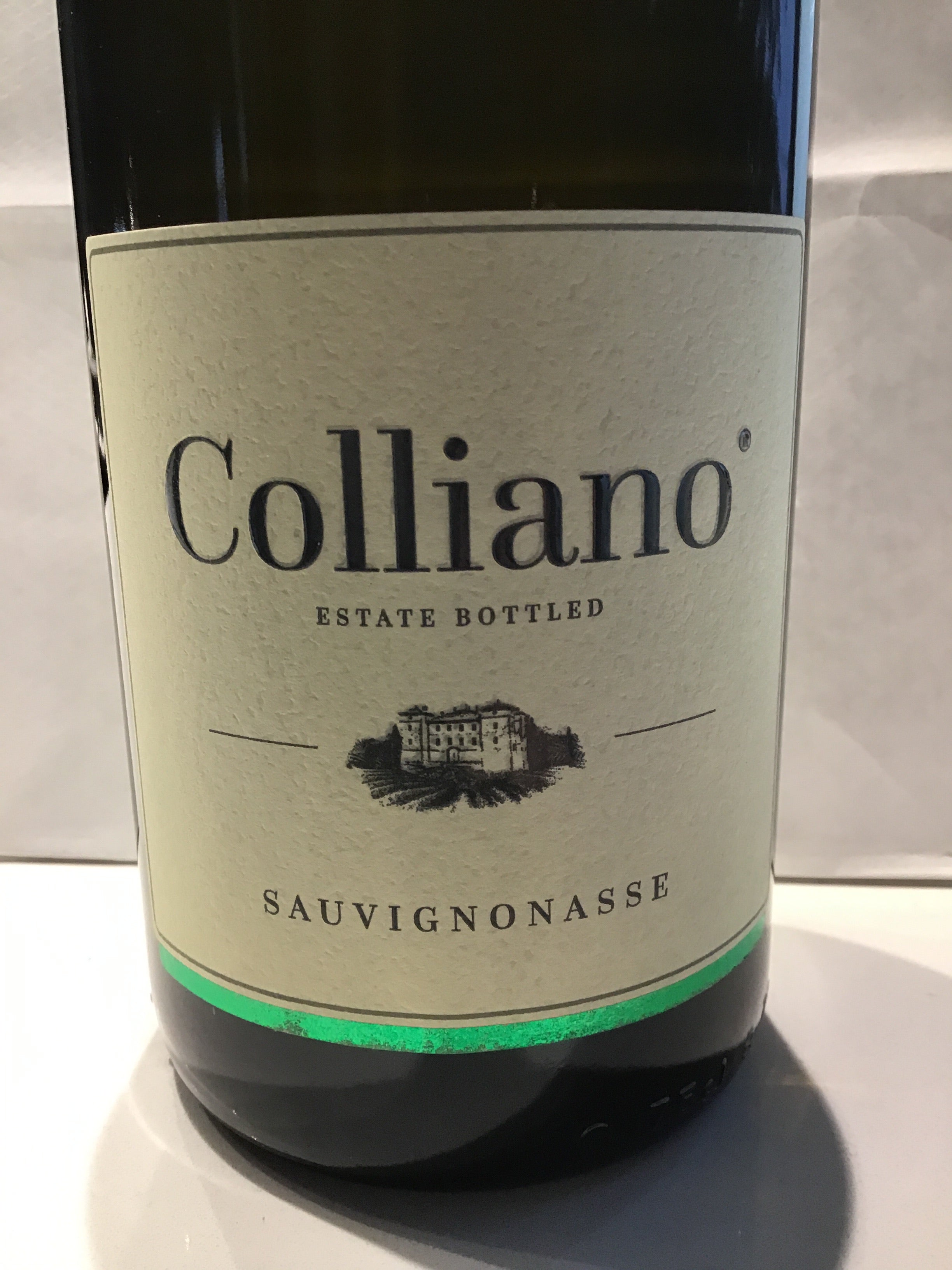 Vinska Klet 'Colliano' - Greenish and Aromatic Sauvignonasse Wine