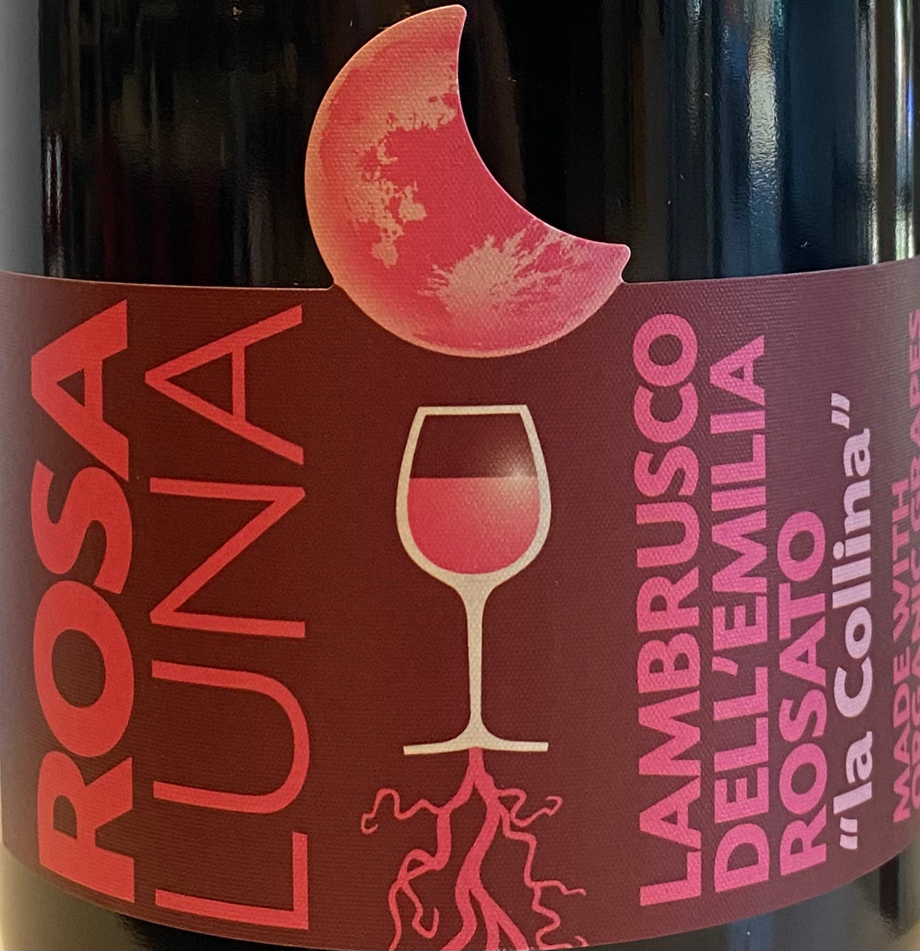 La Collina 'Rosa Luna' - Premium Lambrusco Wine from Emilia, 2021 Vintage