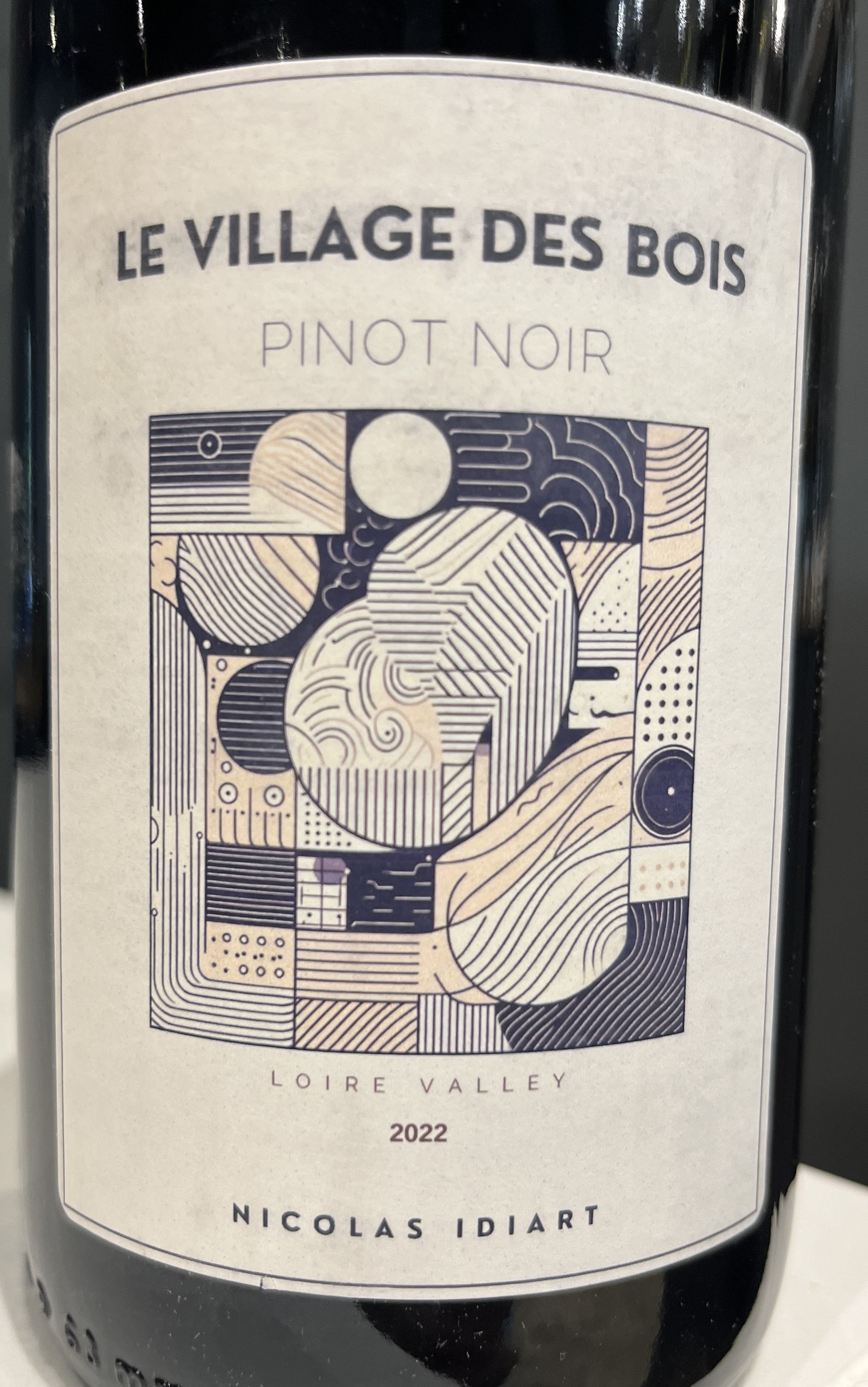 Le Village des Bois French Loire Valley Pinot Noir Red Wine - 2022 Vintage