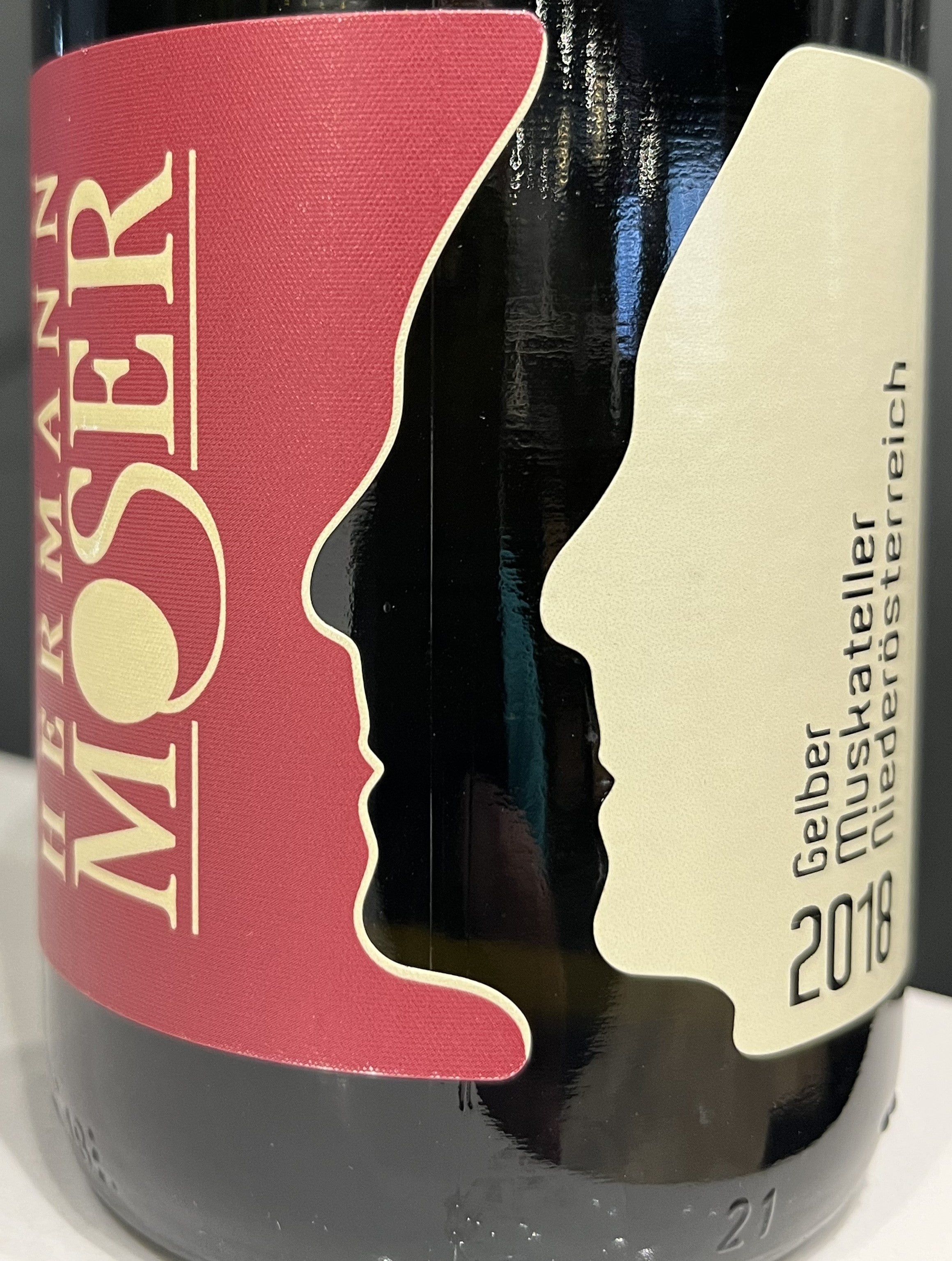 Hermann Moser Gelber Muskateller - A Subtle and Alluring Perfumed White Wine