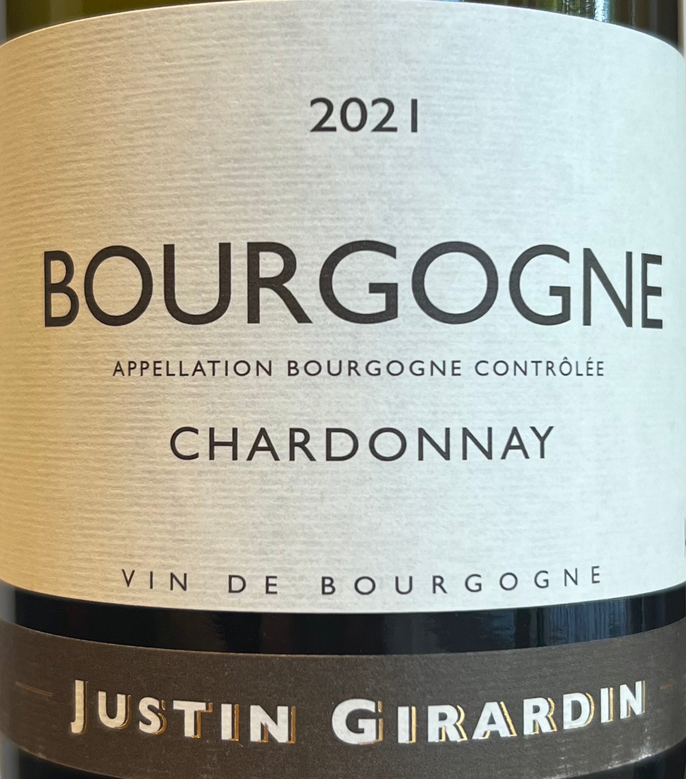 2021 Justin Girardin Bourgogne Chardonnay - A Fine Wine with Rich Heritage