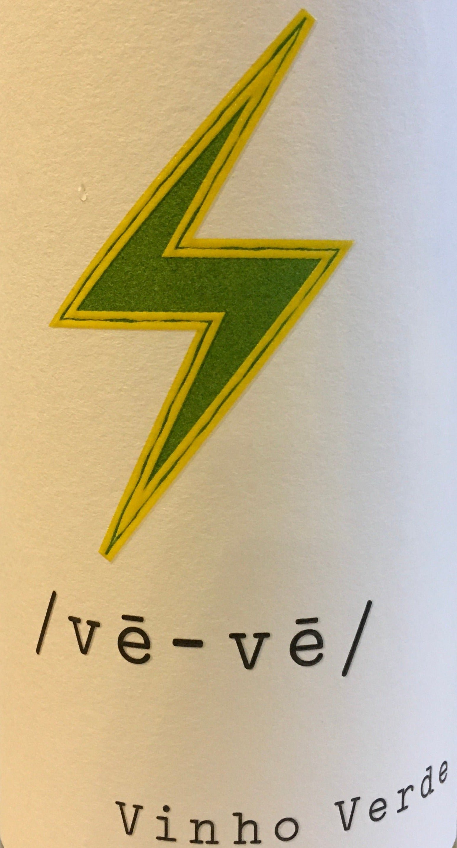 Ve-Ve - Refreshing 2021 Vinho Verde from Portugal