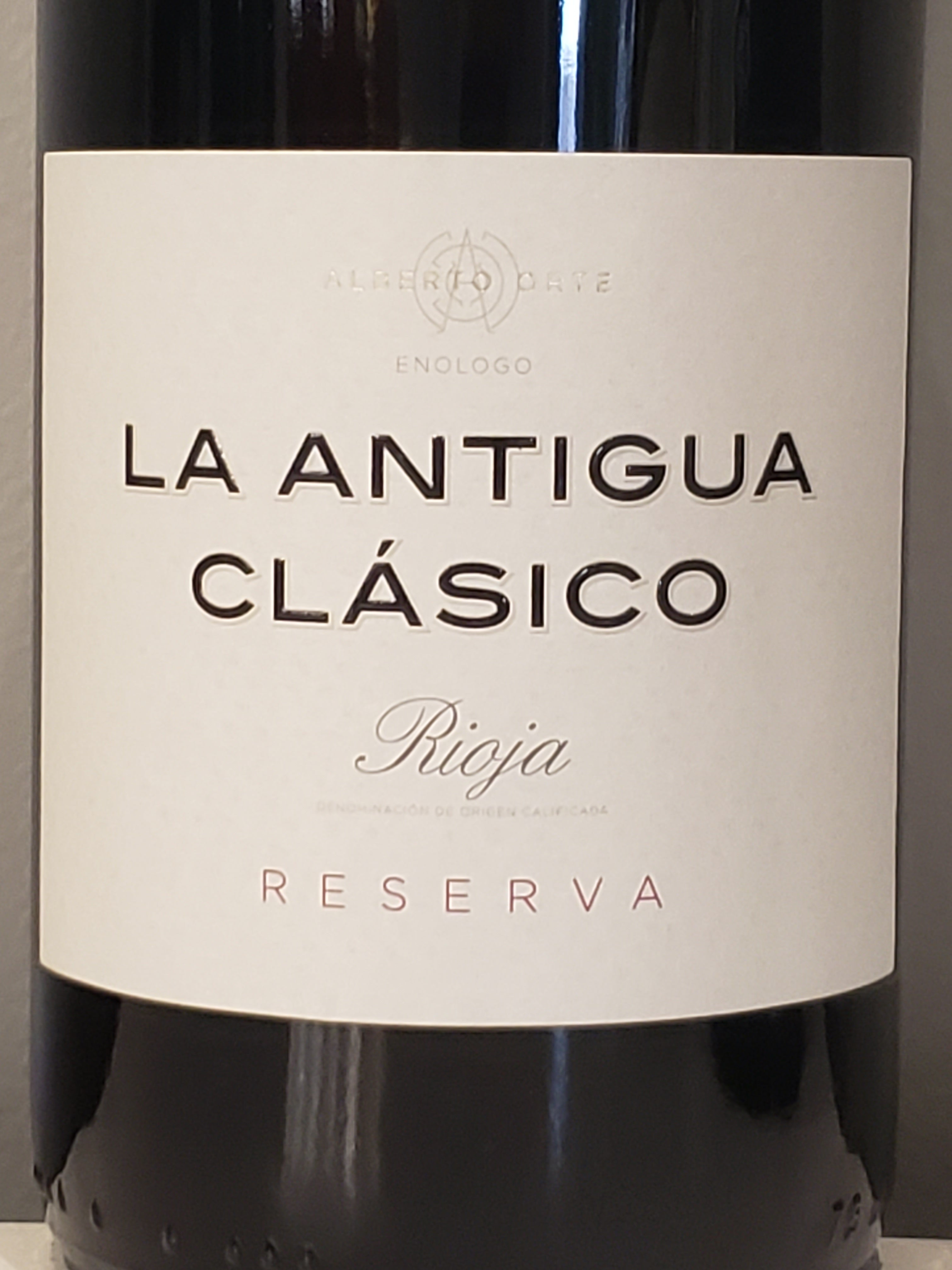 La Antigua Classic - 2012 Rioja Reserva from Spain's Western Mountains