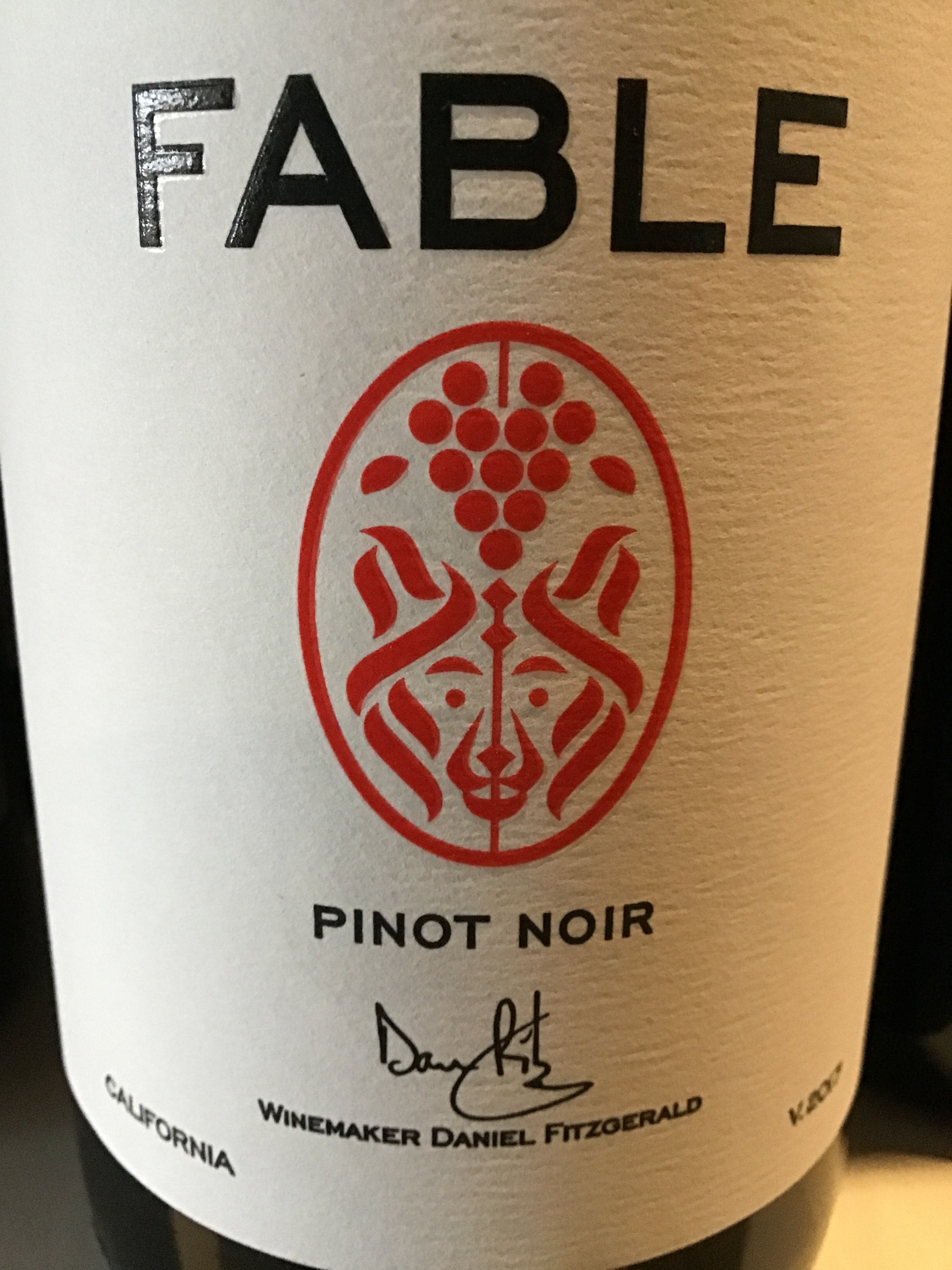 2021 Fable Pinot Noir - A Taste of California's Finest