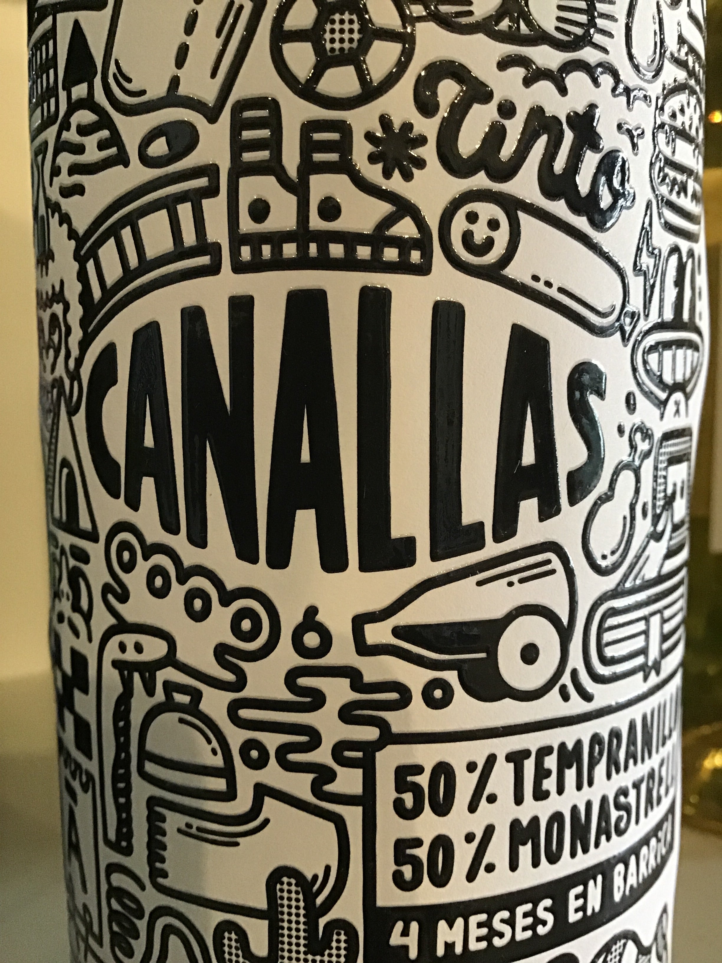 Bodega Arraez Canallas Spanish Red Wine - Blend of Monastrell and Tempranillo