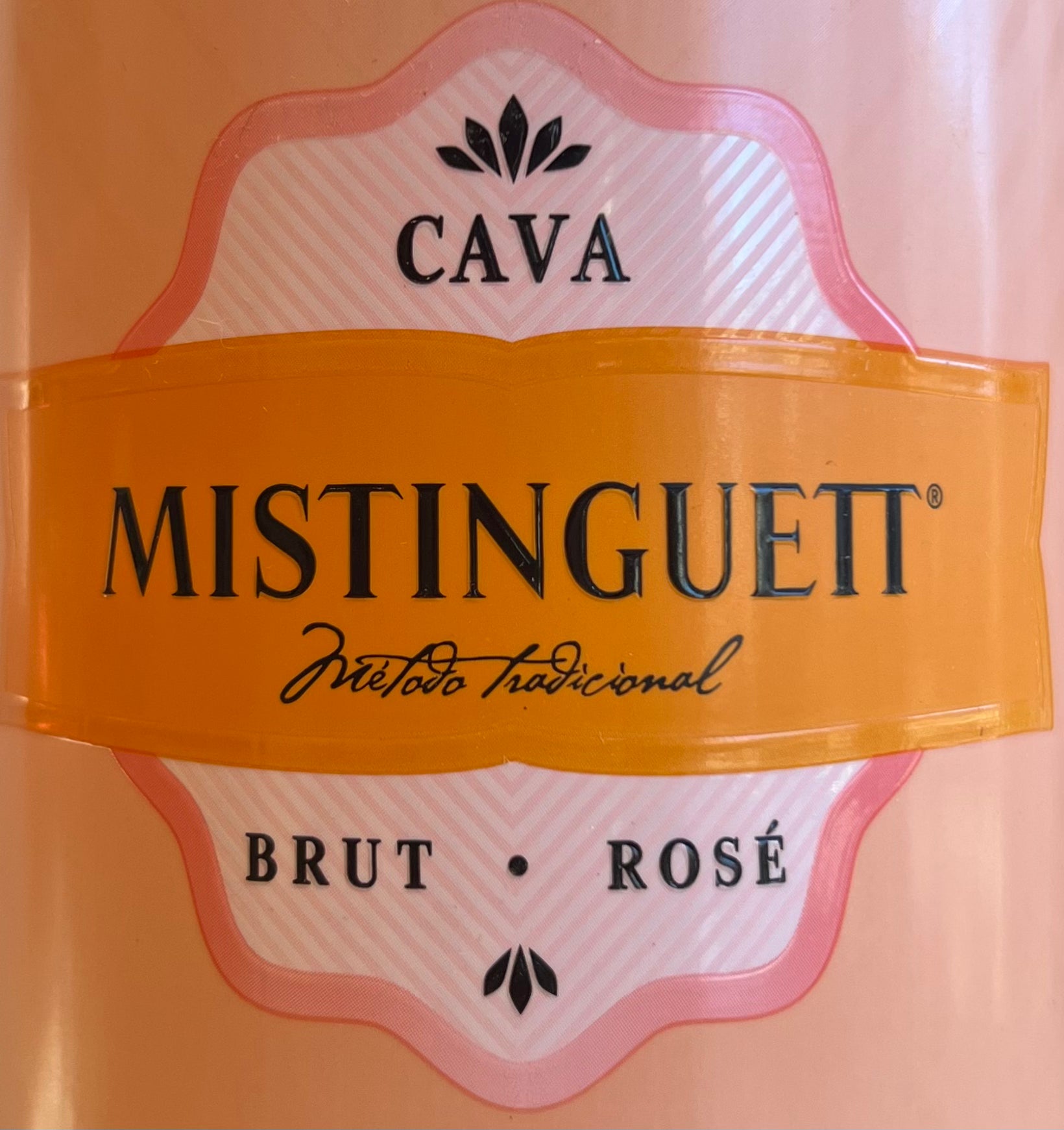 Sparkling Mistinguett Rose Brut Cava - A Refreshing Delight