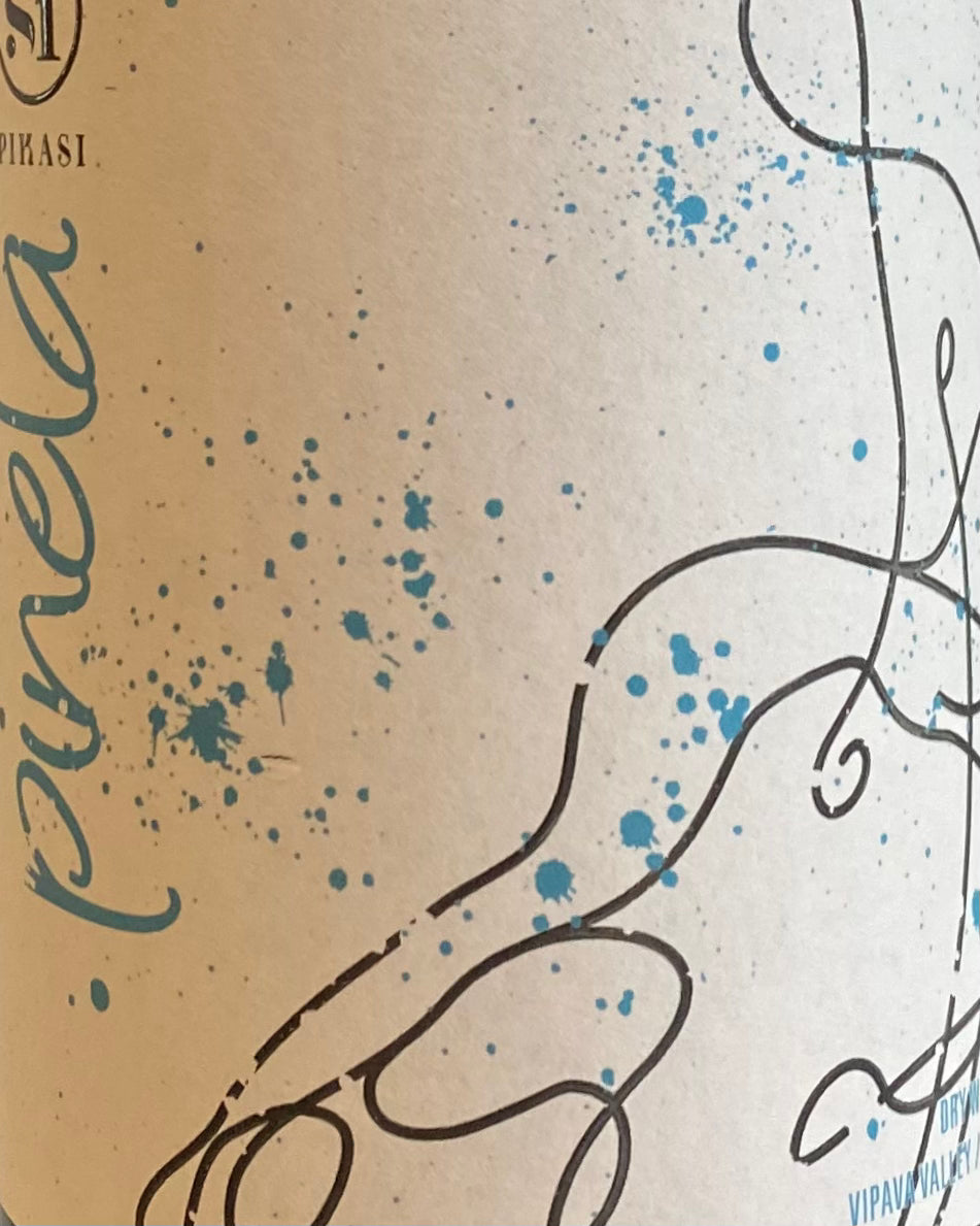 Organic Pikasi Pinela White Wine from Slovenian Hills
