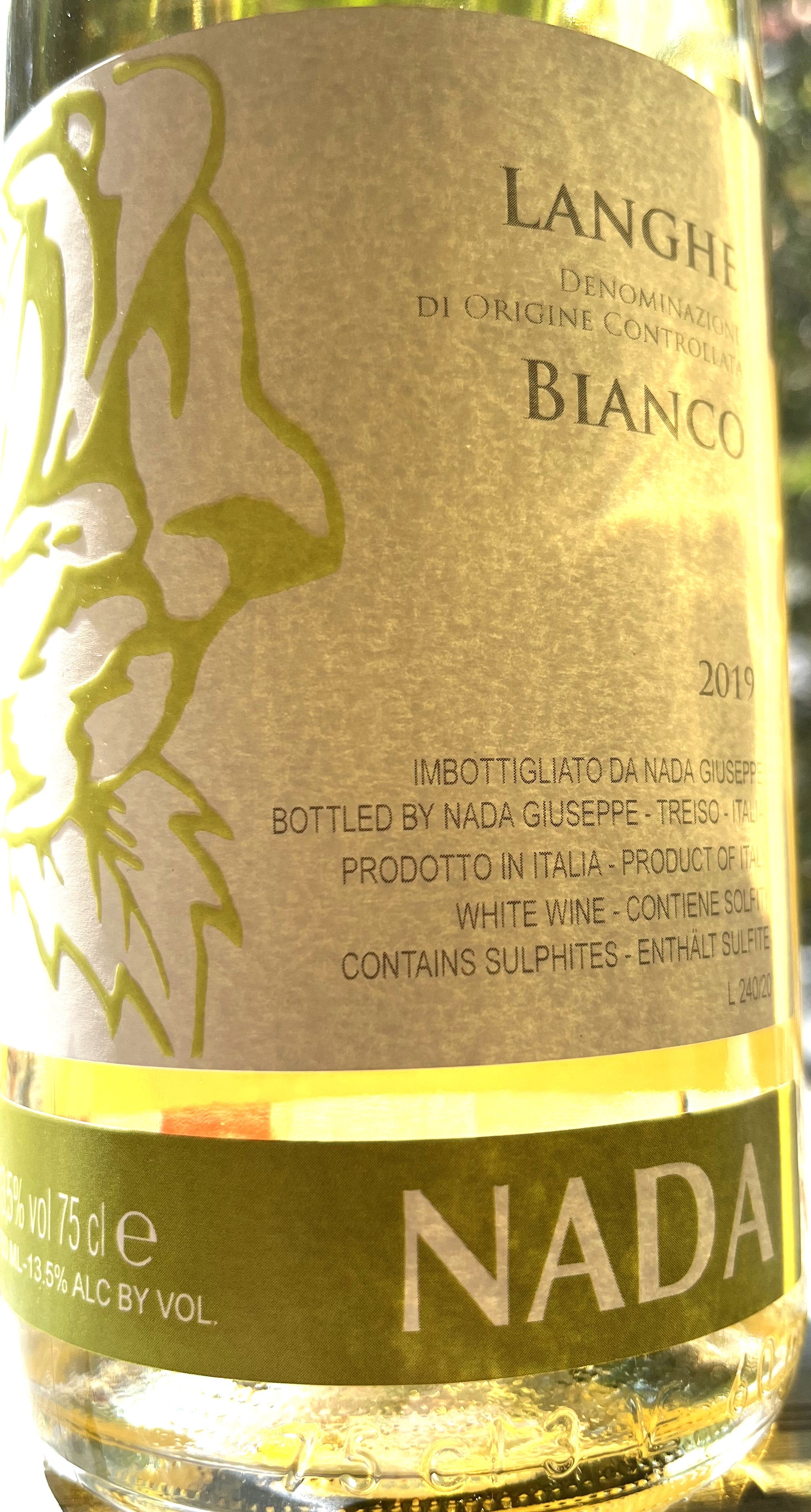 Delicious Nada Langhe White Wine