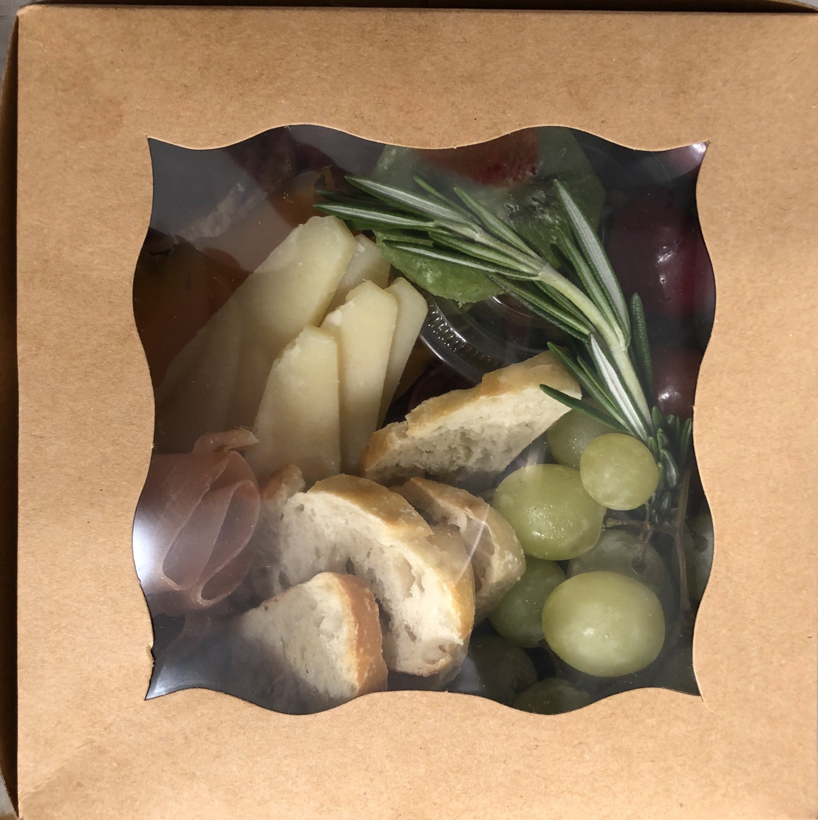 Delicious Cheese and Charcuterie Sampler Box