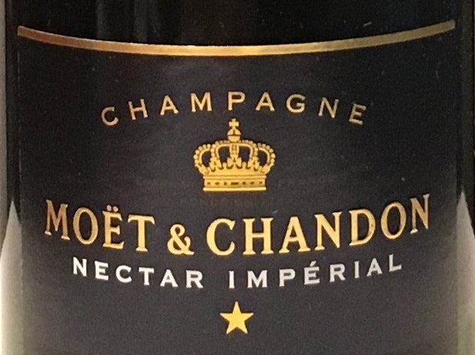 Moet & Chandon 'Nectar Imperial' Demi - Sec Champagne with Sweet Delight